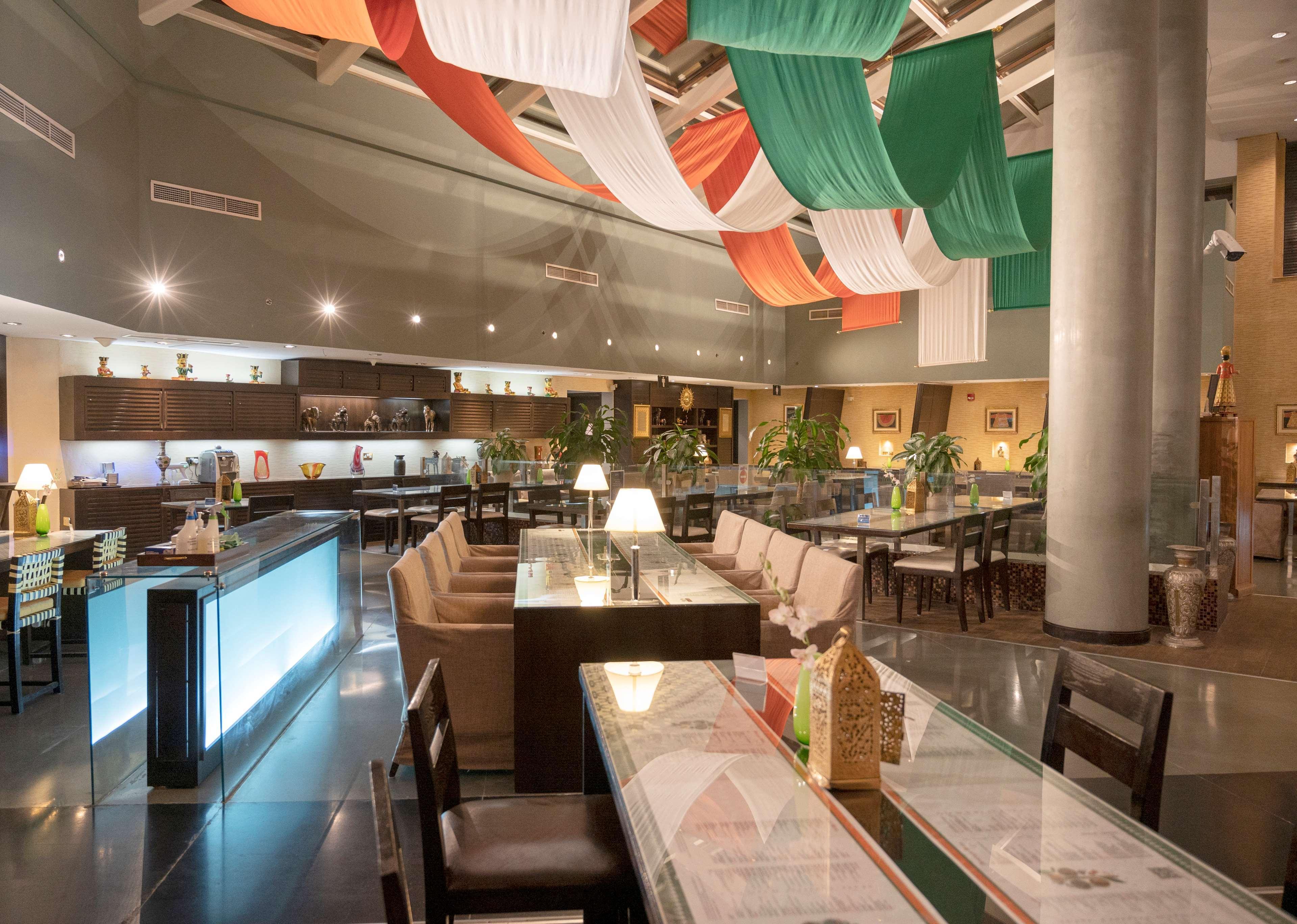 Hotel Radisson Blu Hotel, 5*