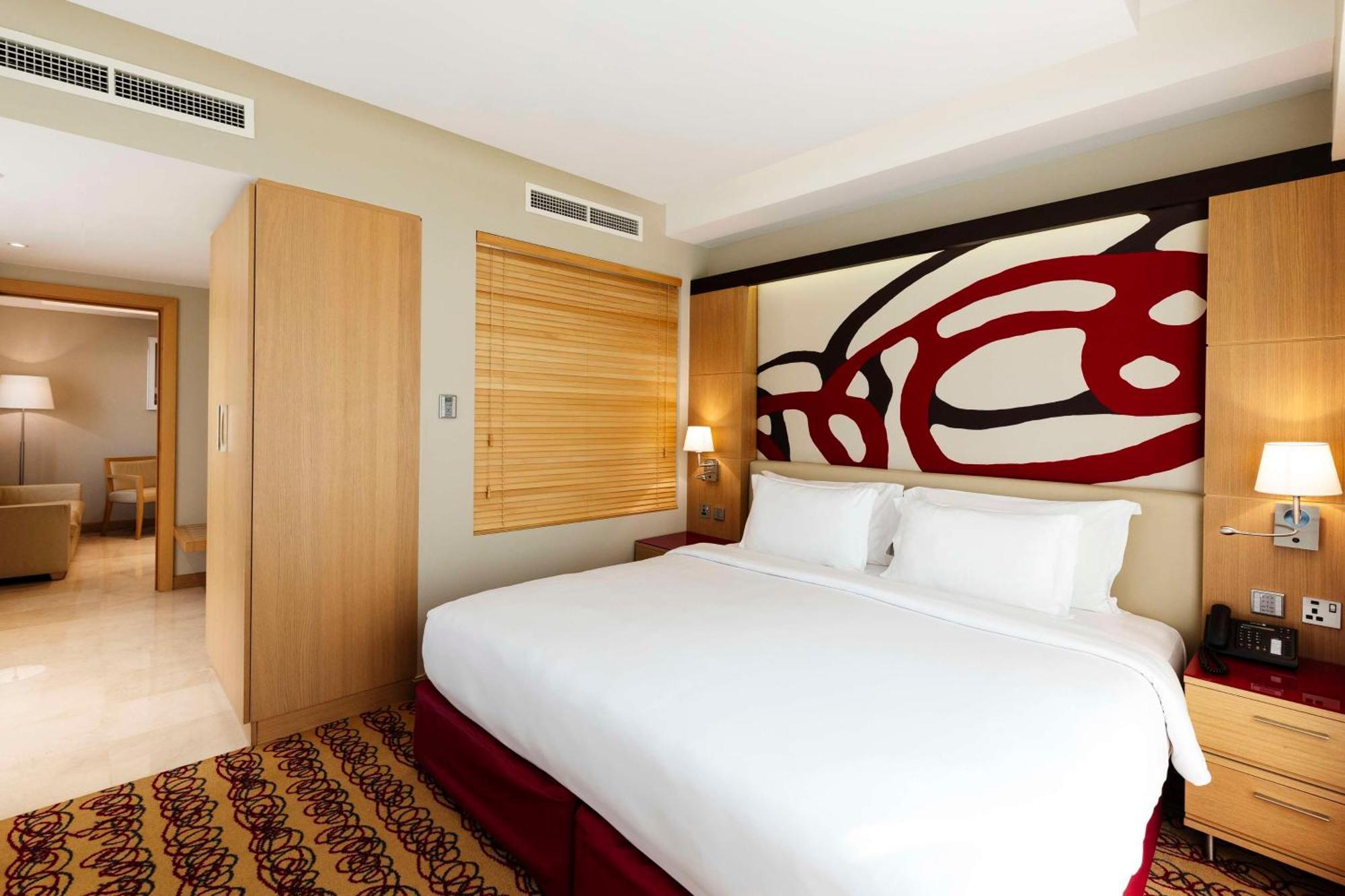 Hotel Radisson Blu Hotel, 5*