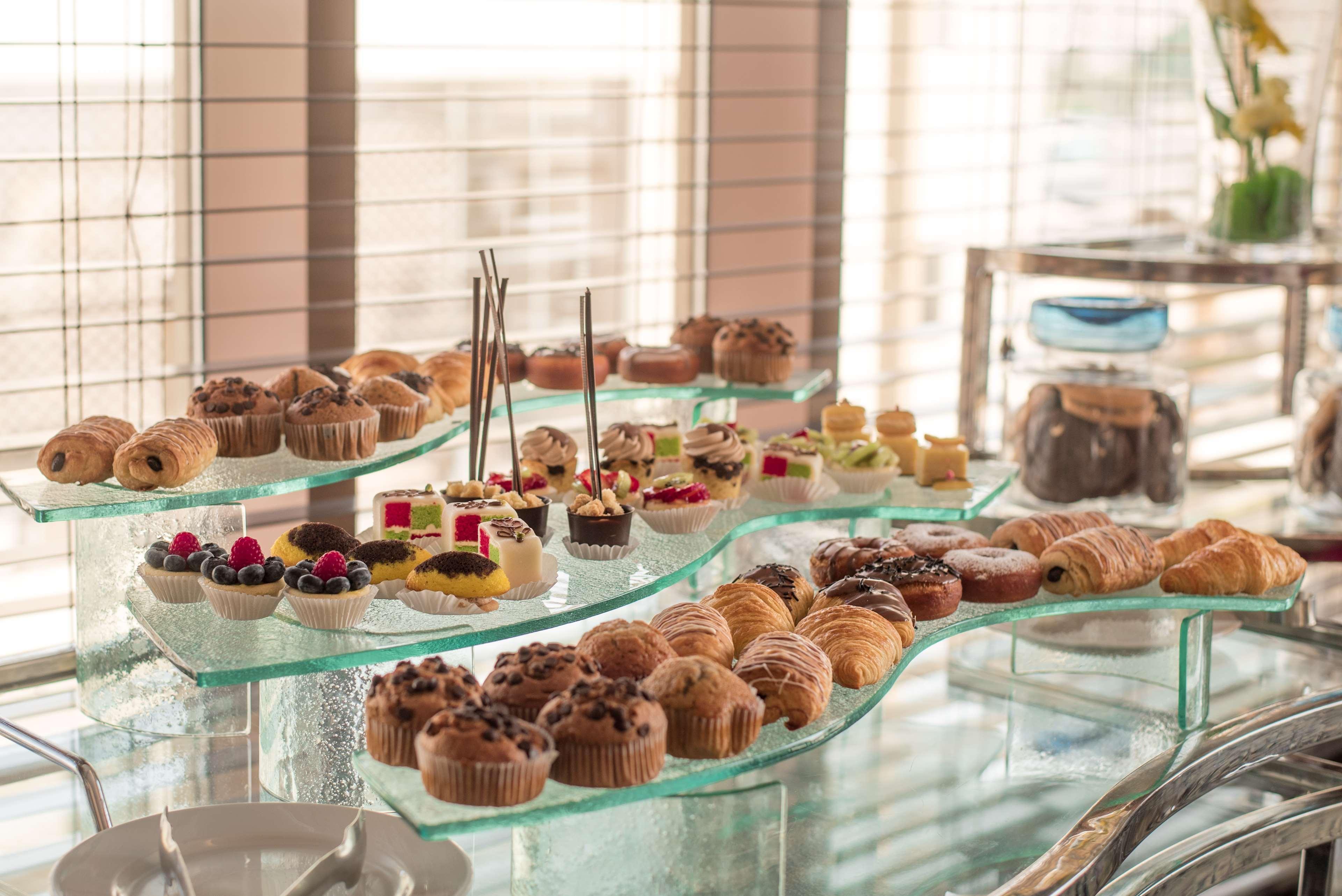 Radisson Blu Hotel, Hotel