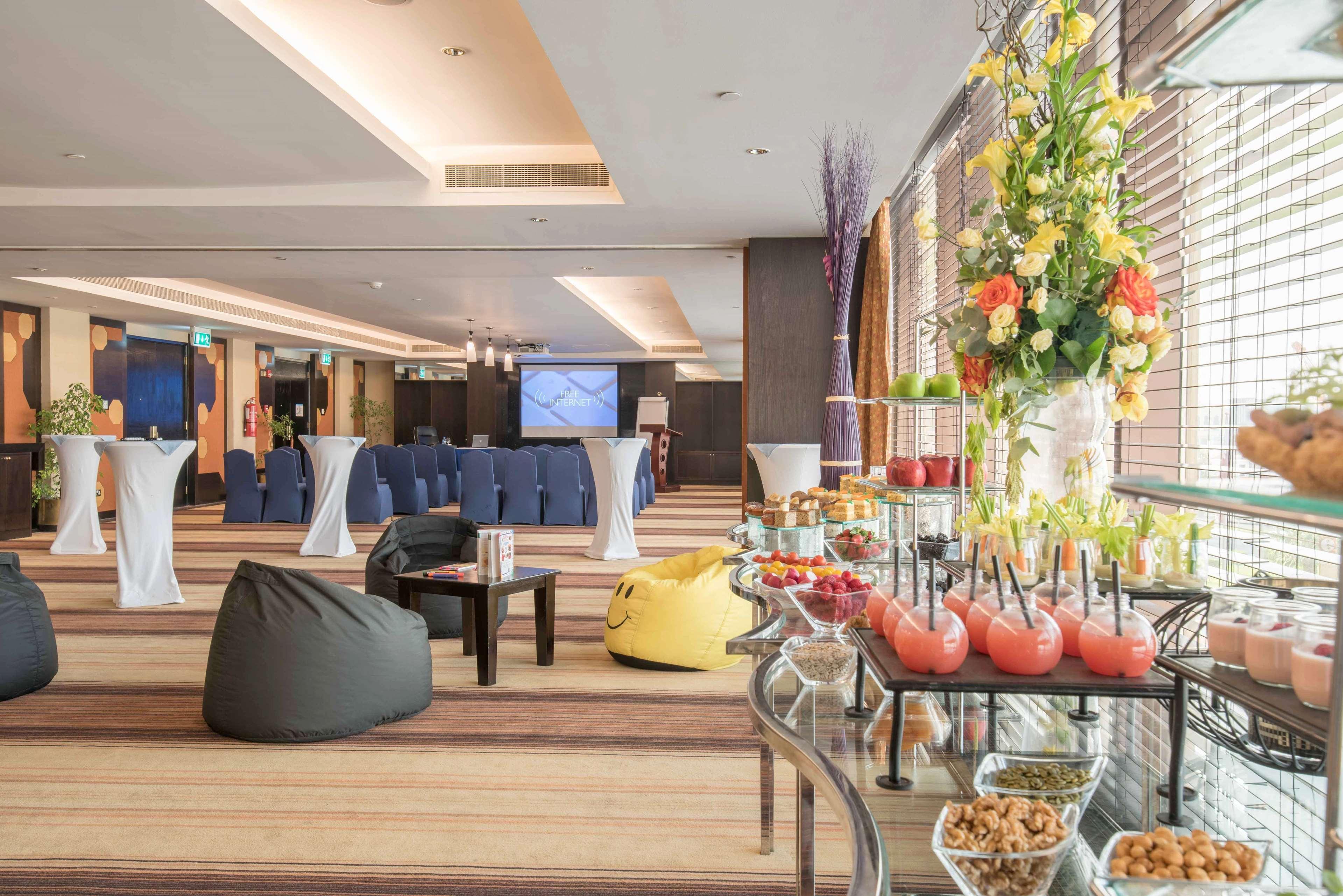 Radisson Blu Hotel, 5* Doha