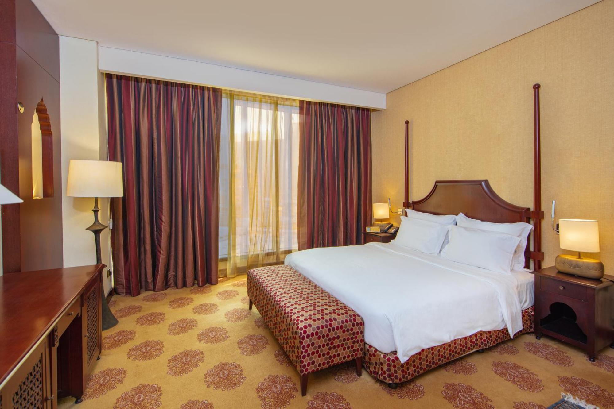 Radisson Blu Hotel, 5* Doha
